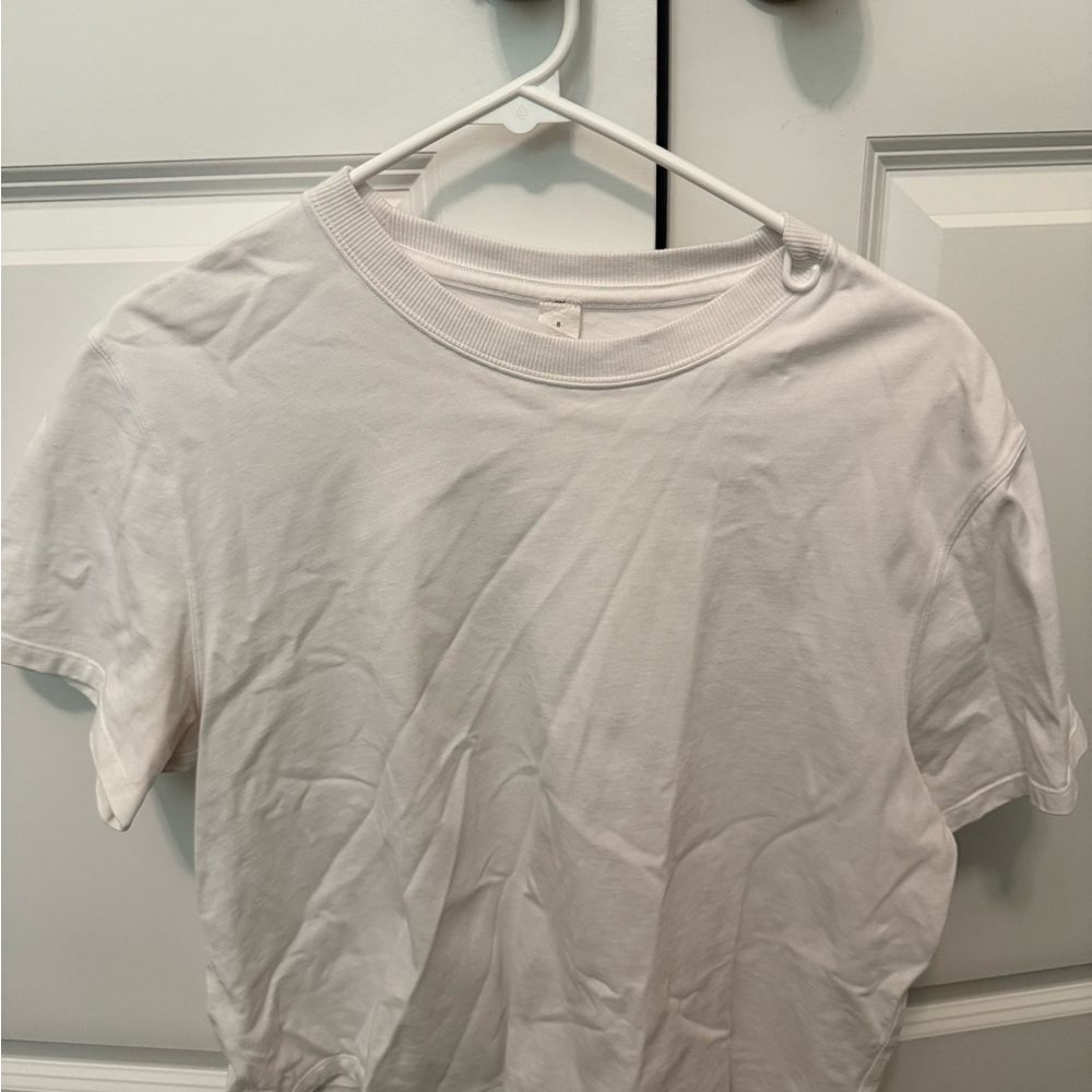Women’s Lululemon White Tee